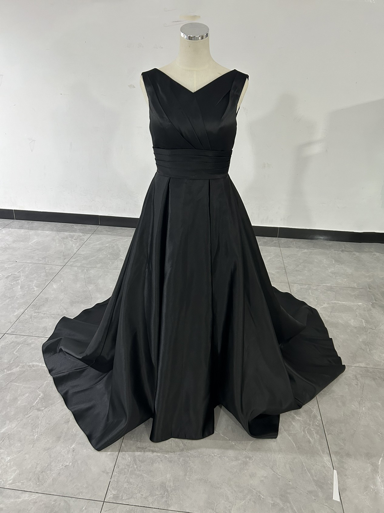 送料無料！豪華！ カラードレス 黑 2次会 花嫁 ロングトレーン オーバードレス前撮り 花嫁 挙式