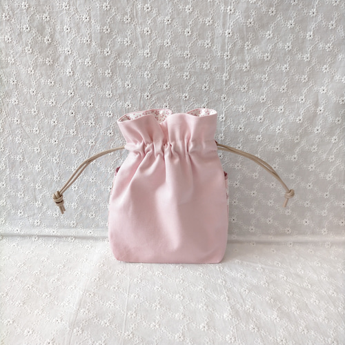 再販】桜柄 巾着ポーチ ピンク×ピンクアーモンド 春の限定柄 再販】桜柄 巾着ポーチ ピンク×ピンクアーモンド 春の限定柄