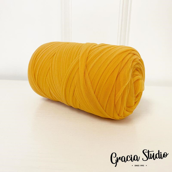 チュールヤーン　130g　90m　26ウコン 1枚目の画像