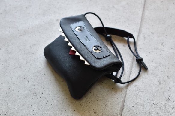 恐竜ガオガオサコッシュ 