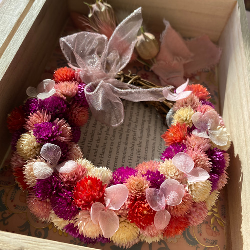 木箱の千日紅リース ドライフラワー 七色の花 通販 17208704｜Creema