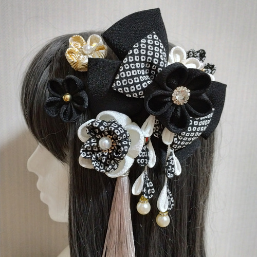髪飾り 髪飾り黒 髪飾り白 卒業式髪飾り 卒園式リボン 成人式髪飾り  