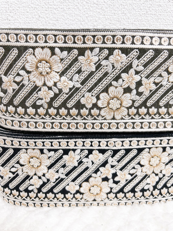 《50cm》幅9cm前後　インド刺繍リボン　花柄　布地　刺繍リボン　ハンドメイド　 2枚目の画像