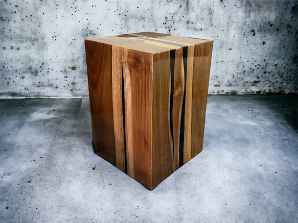 ウッド ＆ レジン　スツール　イス　小椅子　家具　サイドテーブル　コーヒーテーブル　チークウッド　木製　ナチュラル 4枚目の画像