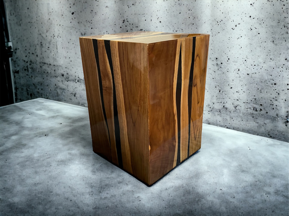 ウッド ＆ レジン　スツール　イス　小椅子　家具　サイドテーブル　コーヒーテーブル　チークウッド　木製　ナチュラル 