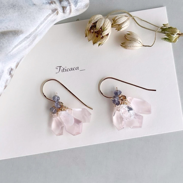 belle fleur 桜 ローズクォーツとブルームーンストーンの【ピアス  