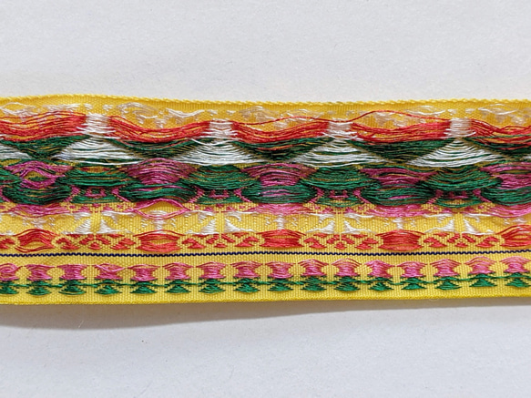 タイ チェンマイ　刺繍リボンテープ　【120】　幅4.3ｃｍ　50ｃｍ 3枚目の画像