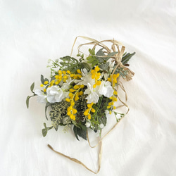 白いスイートピーとミモザのスワッグ スワッグ jasmineflower703