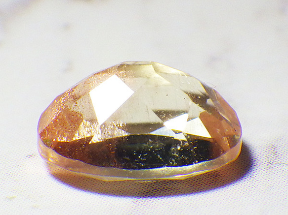 オレゴンサンストーン・1.6ct 5枚目の画像