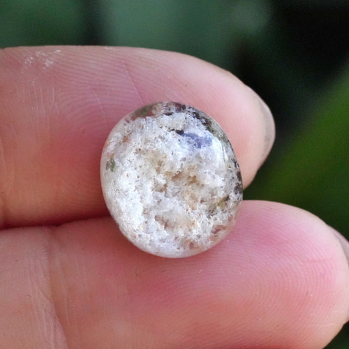 【月末SALE】✧手掘り 虹 ブラジル産 ガーデンクォーツ BIGうさぎ✧ ✧手掘り 虹 ブラジル産 ガーデンクォーツ BIGうさぎ✧