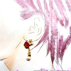 紅白梅の花・桃の花と淡水パールの耳飾り  選べるイヤリング／ピアス 4枚目の画像