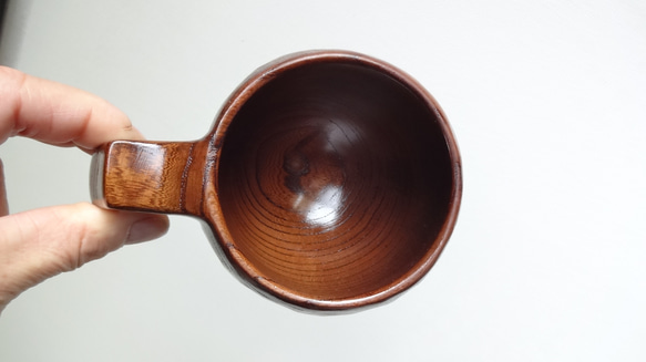 　神代ケヤキの一木彫りコーヒーカップ　 9枚目の画像