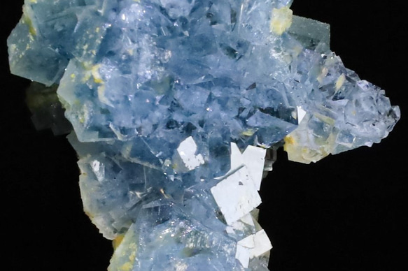 幾何学的キュービッククラスターツリー  天然 フローライト 23g 天然石 結晶 鉱物 標本｜中国 3枚目の画像