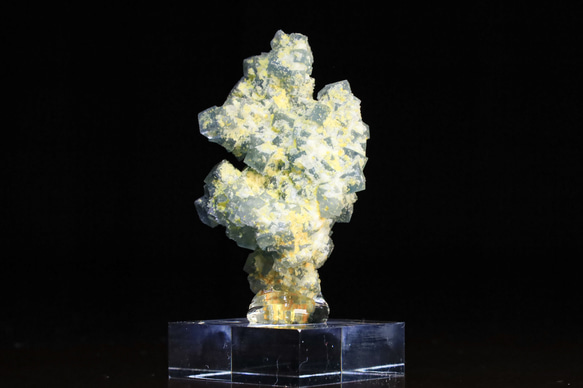 幾何学的キュービッククラスターツリー  天然 フローライト 23g 天然石 結晶 鉱物 標本｜中国 6枚目の画像