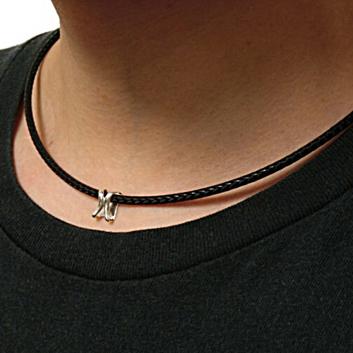 ネックレス　かたこり 肩こりに効く磁気ネックレス・厚生労働省の認可品（ウルトラネオ