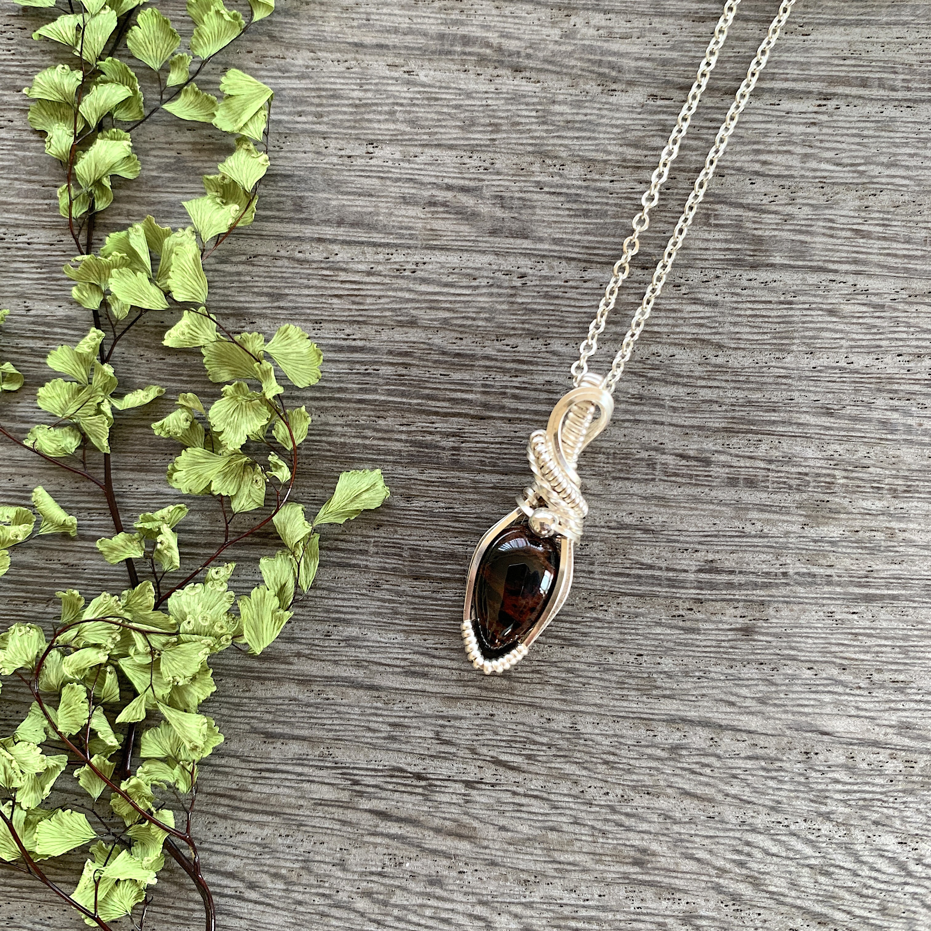 マホガニーオブシディアン ペンダントトップ ワイヤーラップ 溶岩 シルバーカラー 贈り物に♪ご褒美に♪天然石ジュエリー