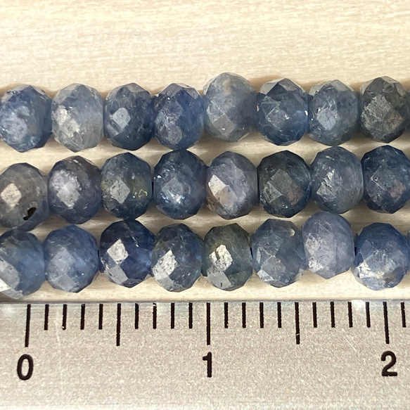 10粒　ハンドメイド素材　天然石ビーズ　サファイア　ボタンカット　 2枚目の画像