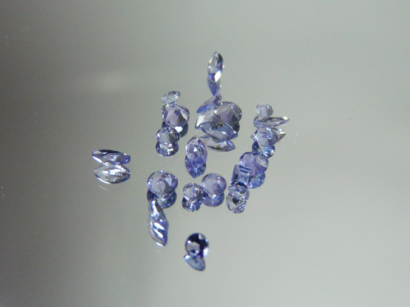 20614-20【タンザニア産】　天然タンザナイト　ルース詰合せ　　１．３ｃｔ 7枚目の画像