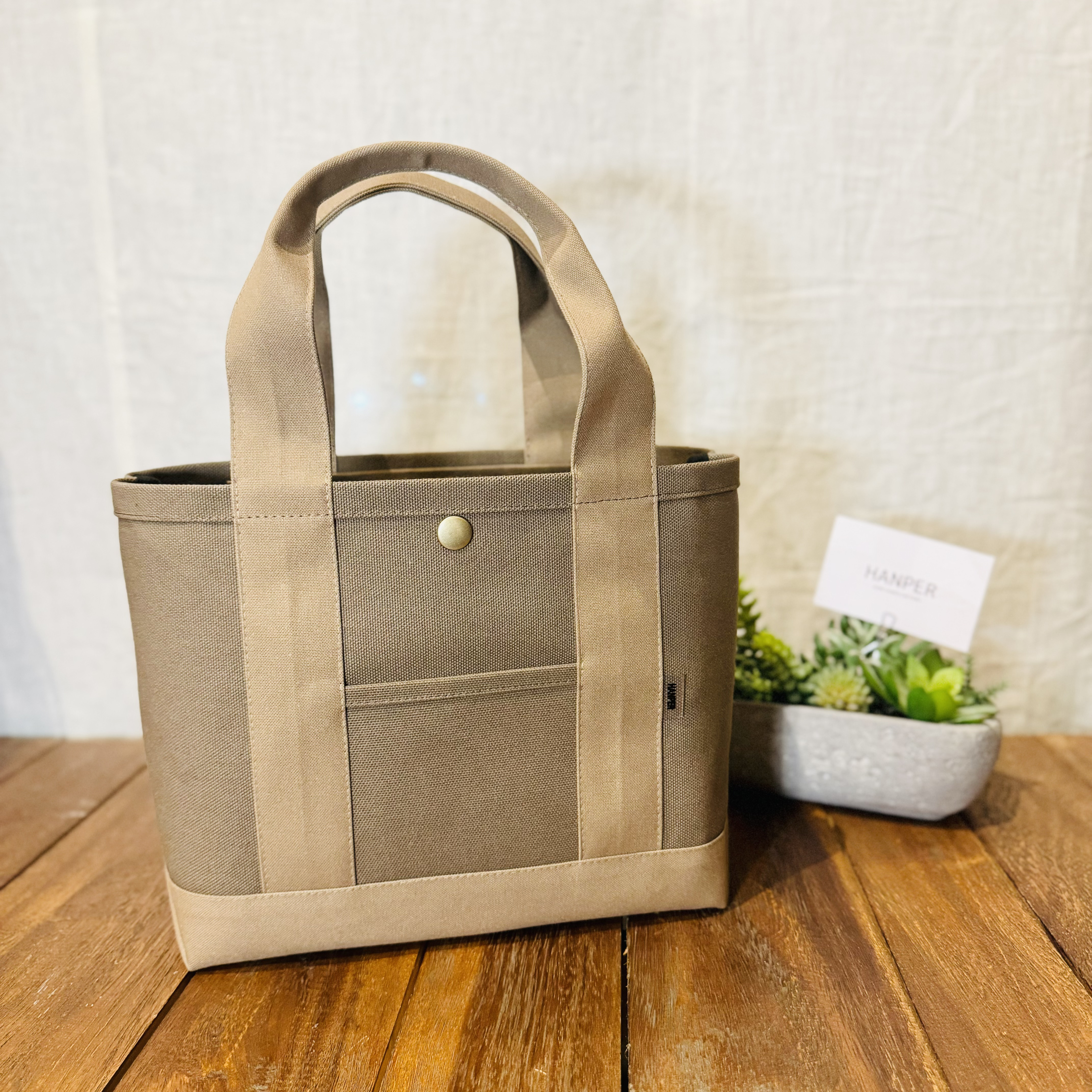 最新デザインの 茶色トートバッグ バッグ