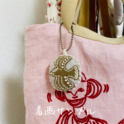 ハンドメイド♩控えめフリルのトートバッグ ミナペルホネン Swing チャーム付 mina perhonen(ミナ ペルホネン)の【SPURSHOP別注】ショルダー