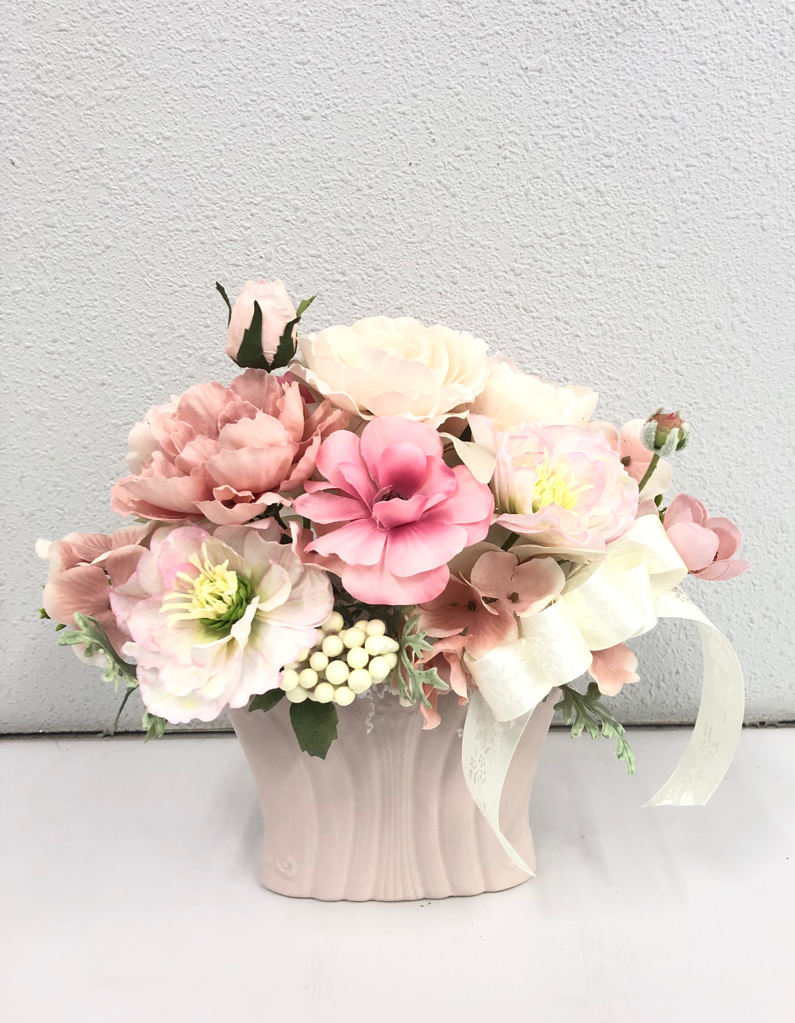 くすみピンクのラナンキュラスアレンジメント♡新築祝い