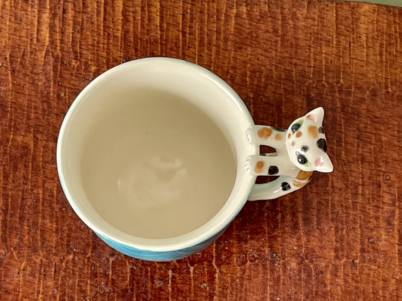 猫取っ手マグ(三毛猫)『猫のマグカップ』 6枚目の画像