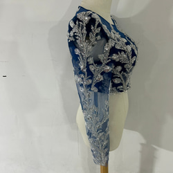 キラキラレース ボレロ ネイビー 3D立体レース刺繍 ブラトップ 上品透け長袖 くるみボタン 花嫁/結婚式 3枚目の画像
