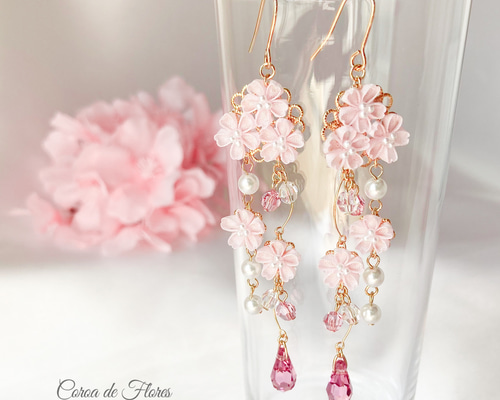 桜のゆれるピアス/イヤリング つまみ細工 正絹羽二重 シルク ピアス