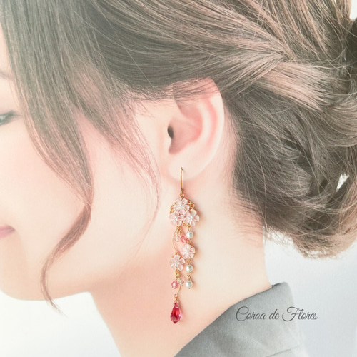 桜のゆれるピアス/イヤリング つまみ細工 正絹羽二重 シルク ピアス