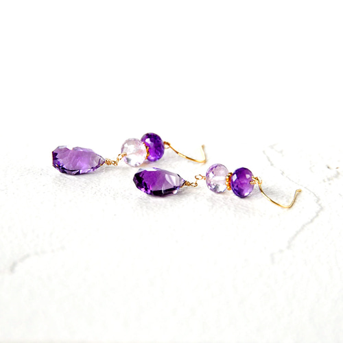 14kgf/アメジスト・ロゼッタコンケーブカットピアス ピアス（フック