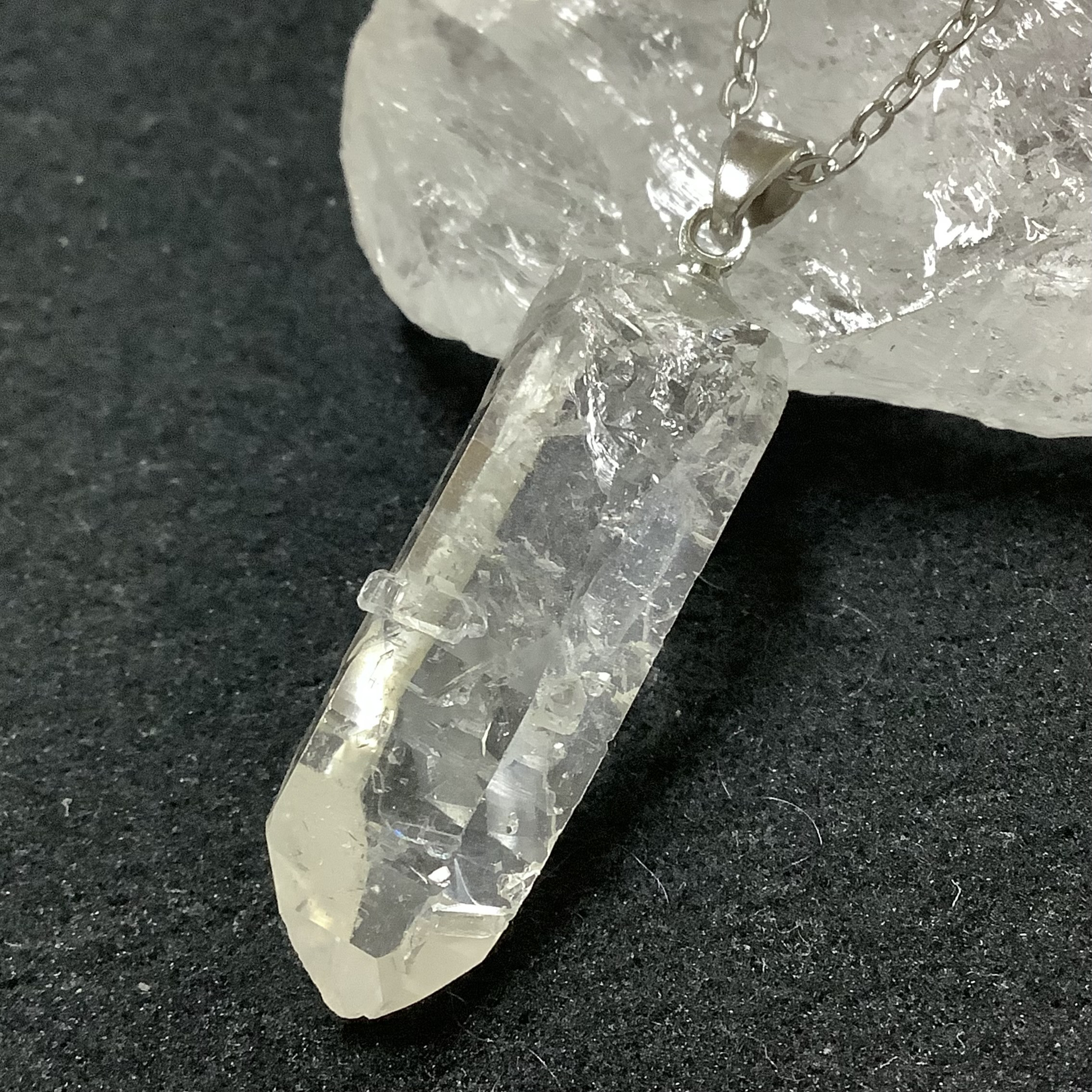 激レア！一点物☆ ヒーリングストーン トマスゴンサガ産 タイムリンク＆貫入水晶 原石 ネックレス Ｆ