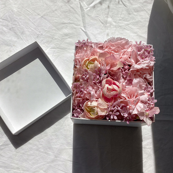 予約販売　母の日　アレンジMサイズ　テーブルコーデ　玄関周り　アートフラワー　誕生日　大人可愛い　ピンク 1枚目の画像