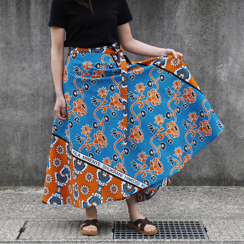 カンガの巻きスカート（ アフリカ布スカート ）ラップスカート ロング