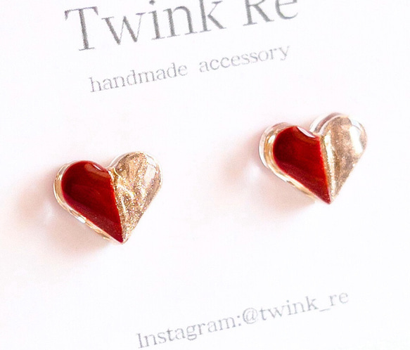 小粒ハートのレジンピアス/イヤリング〈レッド〉 ハート