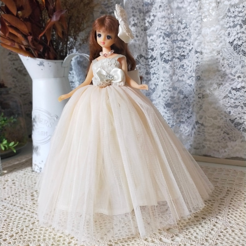 クリーム色のレースドレス人形 ✫ジェニーちゃんのドレス✫ その他ファッション ami 通販 17212639
