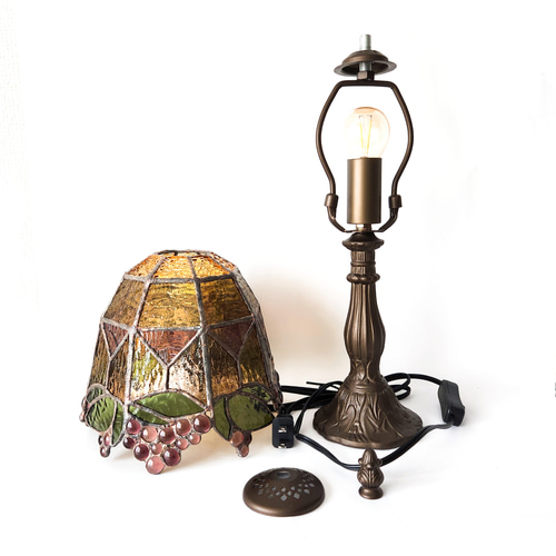 ステンドグラスランプ アンティーク 果実モチーフ 高さ約46cm