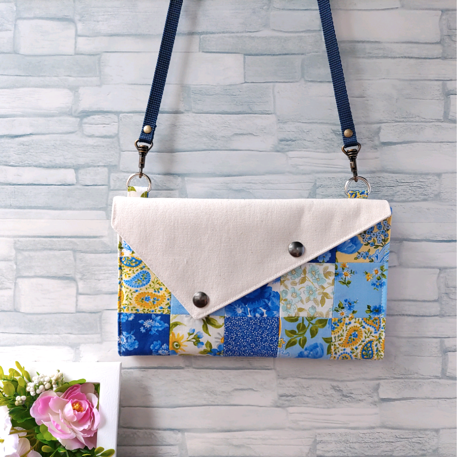 えっこ様☆フラップ付きお財布ショルダー(スマホも入るよ)＆目隠しカーテン5枚★¨̮ えっこ様☆フラップ付きお財布ショルダー(スマホも入るよ