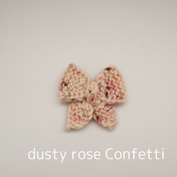 【キッズ】蝶結びの手編みのヘアクリップ　⚮ misha & puff 5枚目の画像