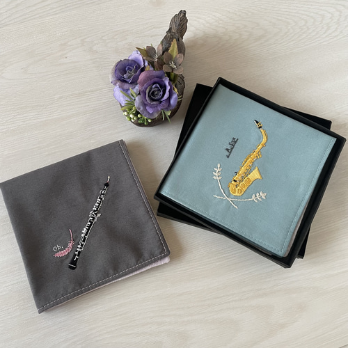 北朝鮮ハンドメイド刺繍ハンカチーフ 北朝鮮ハンドメイド刺繍ハンカチーフ