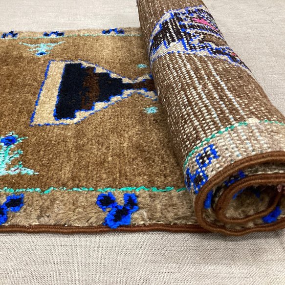 手織りトルコ絨毯 99x50cm ヴィンテージラグ 10枚目の画像