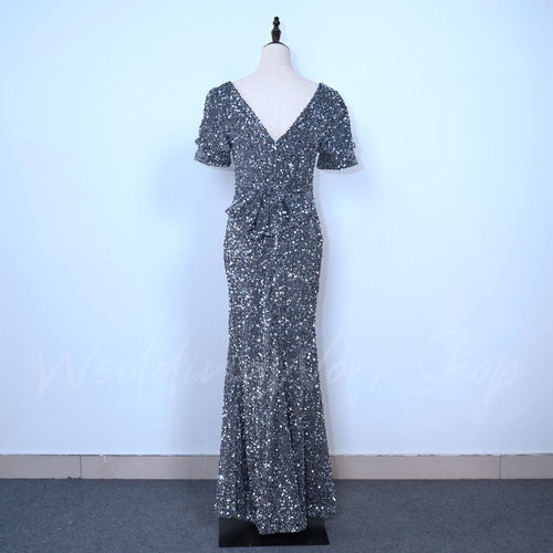 抜群のおしゃれ見え手縫いスパンコール ブマーメイド Vネック  