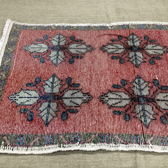 手織りトルコ絨毯 67x53cm ヴィンテージラグ 10枚目の画像