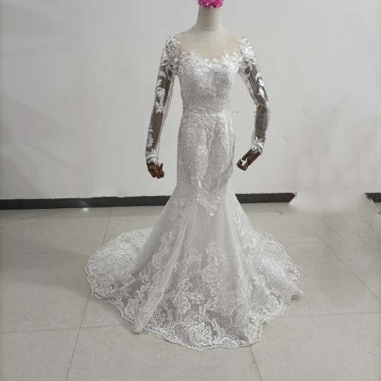 高品質！ ウエディングドレス 3D立体レース刺繍 マーメイドライン 人気上昇