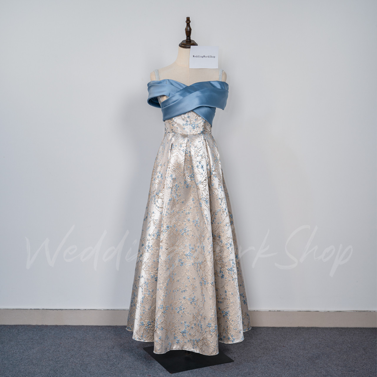 ハンドメイド  アンティークなドレス オフショル プリンセスライン フレフレアスカート/演奏会/披露宴/合コンG069