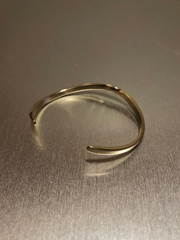 brass one twist bangle バングル ブレスレット 1枚目の画像