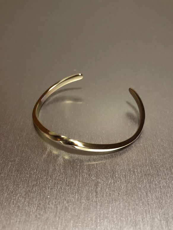 brass one twist bangle バングル ブレスレット 5枚目の画像