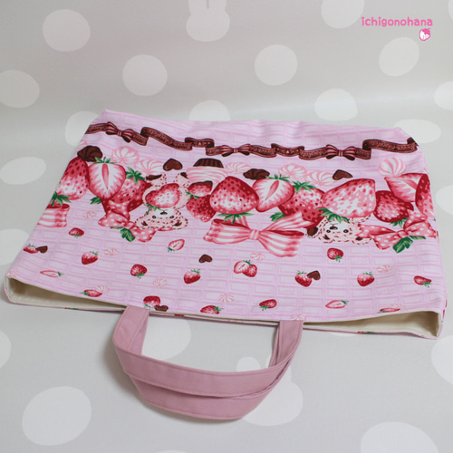 大きめレッスンバッグ レースいちご×ピンク ハンドメイド 大きめレッスンバッグ『ストロベリーチョコレート♥ピンク』k2551