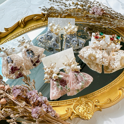 インド刺繍リボン Spring すずらん（ピンクリボン） ピアス