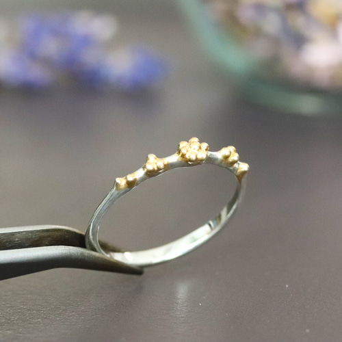 小さな金のぽつぽつのシルバーリング（ミモザ） シルバー925 指輪