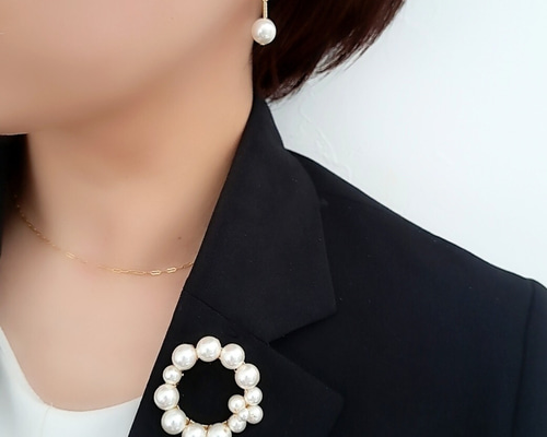 ワンポイントに◎】国産貝パール ブローチ 花 フォーマル オケージョン
